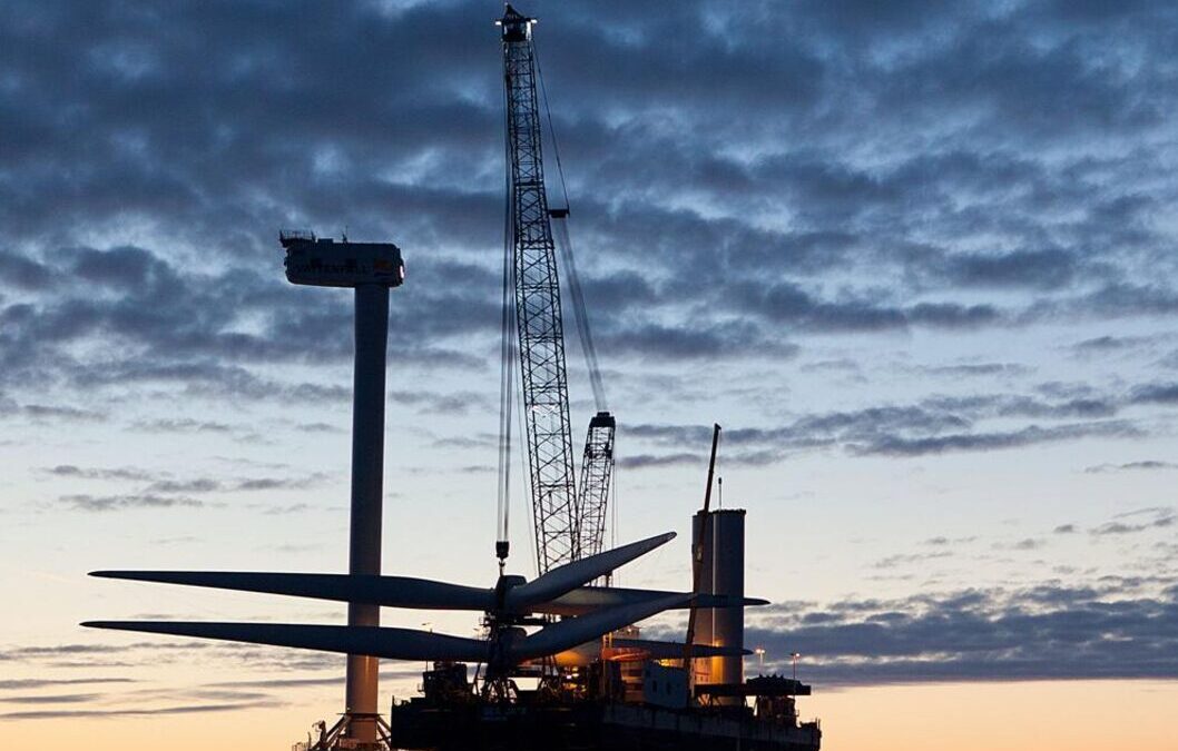 Offshore wind cost reduction pathways: Technology work stream